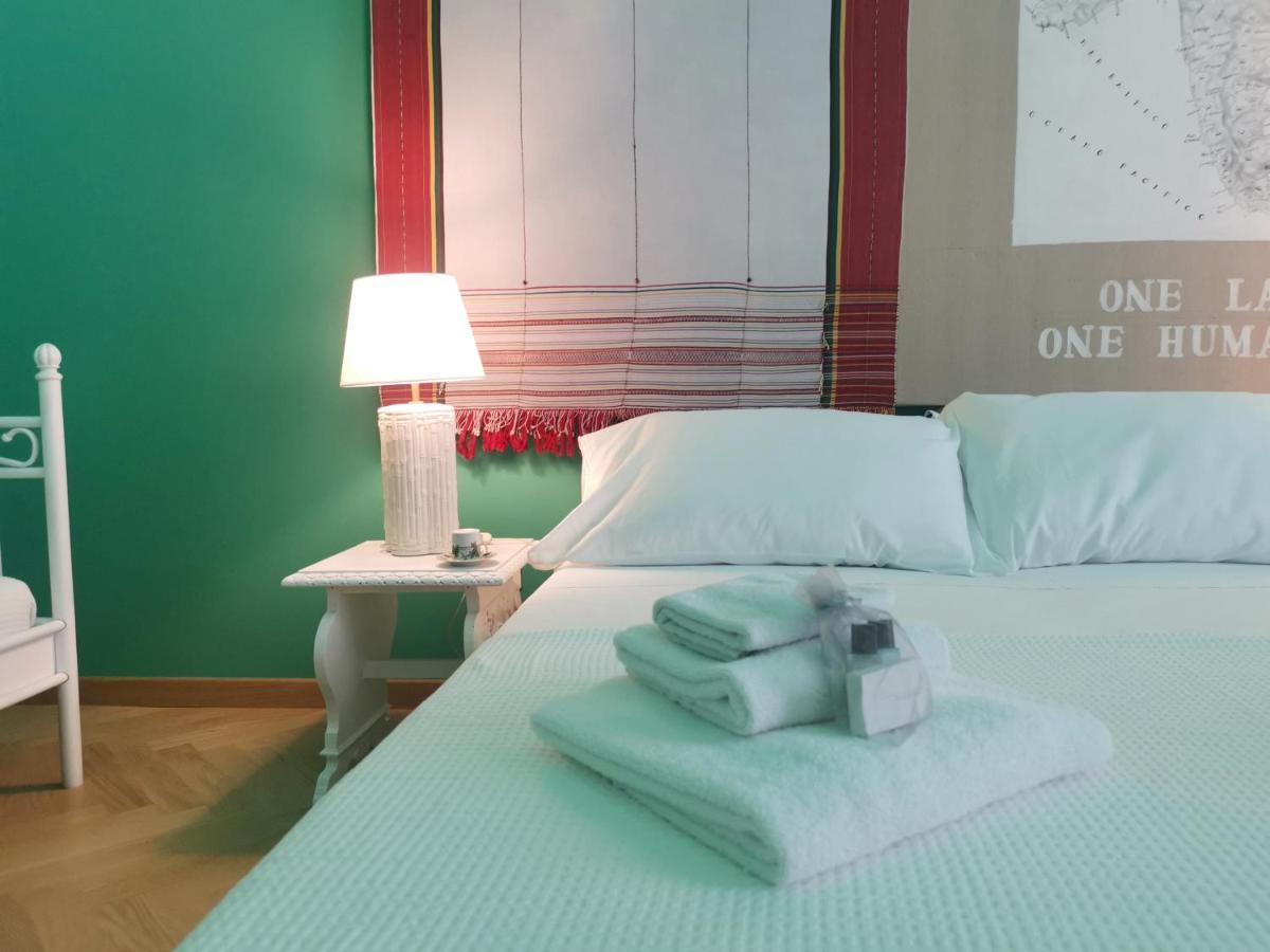 Speciale Tarshito Guesthouse Bari Eksteriør billede