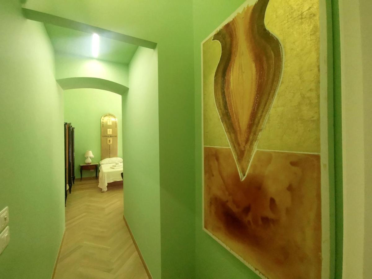 Speciale Tarshito Guesthouse Bari Eksteriør billede